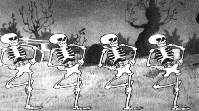 La Danza del Esqueleto, Danza macabra o The Skeleton Dance, un cortometaje de Disney