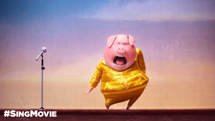 El cerdo Gunter es un torrente de energía cantando y bailando en la película ¡Canta!