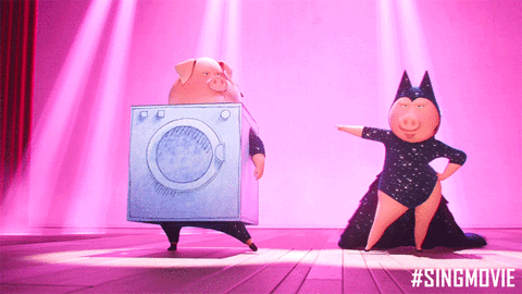 En esta escena aparecen los cerdos protagonistas de la película ¡Canta!